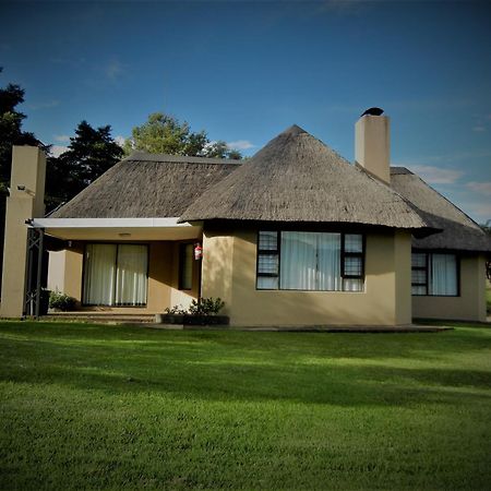 Hlalanathi Drakensberg Resort Bergville Buitenkant foto