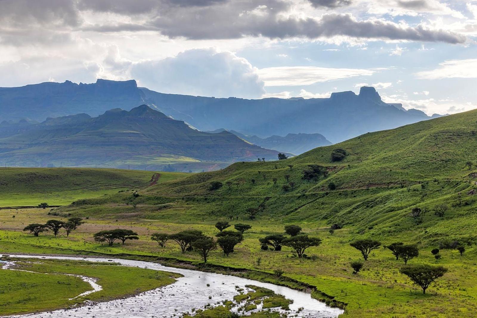 Hlalanathi Drakensberg Resort Bergville Buitenkant foto