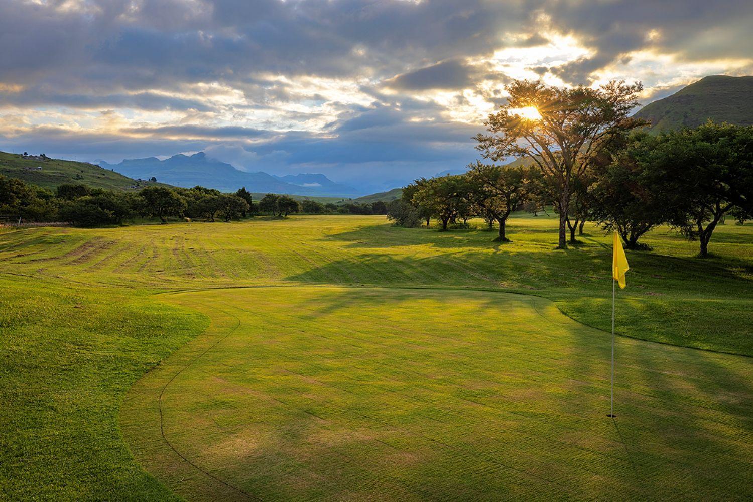 Hlalanathi Drakensberg Resort Bergville Buitenkant foto