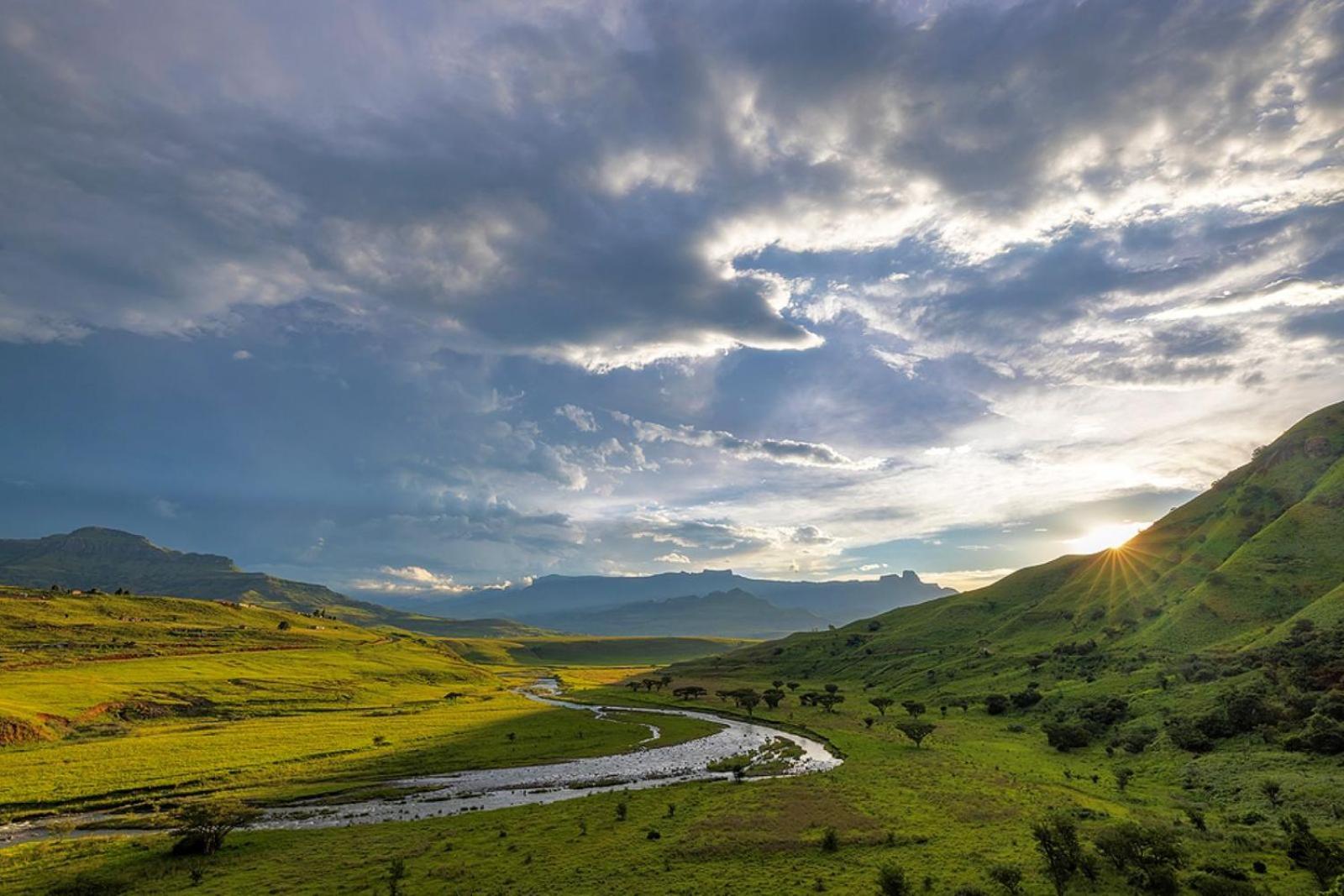 Hlalanathi Drakensberg Resort Bergville Buitenkant foto
