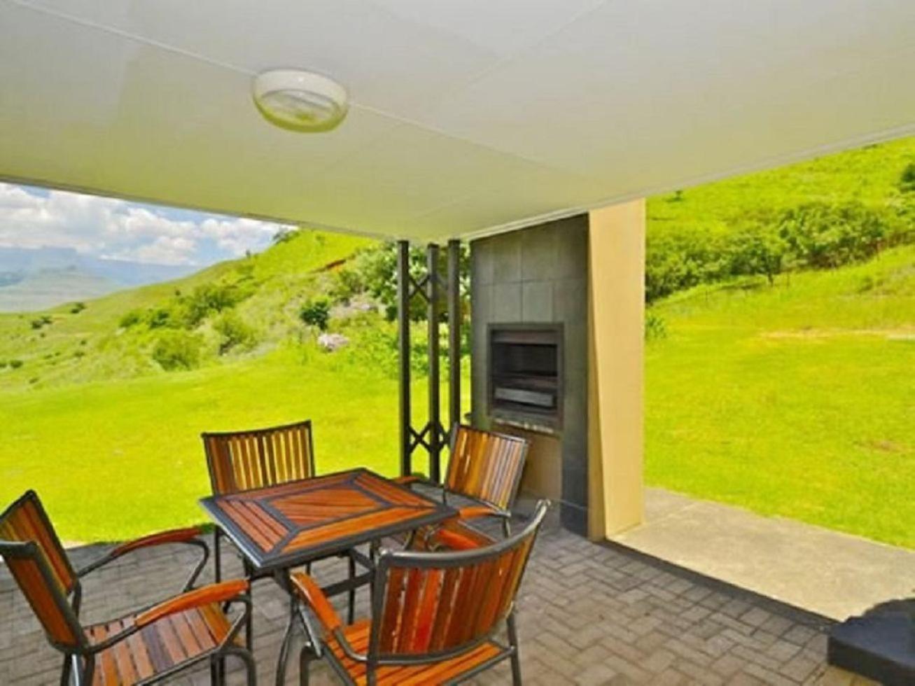 Hlalanathi Drakensberg Resort Bergville Buitenkant foto