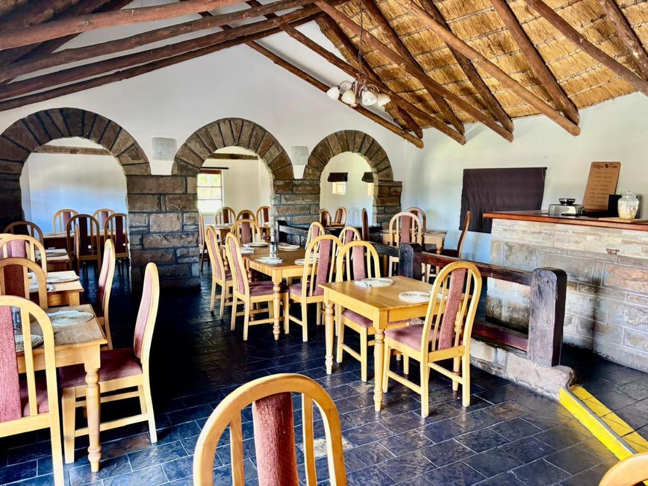 Hlalanathi Drakensberg Resort Bergville Buitenkant foto