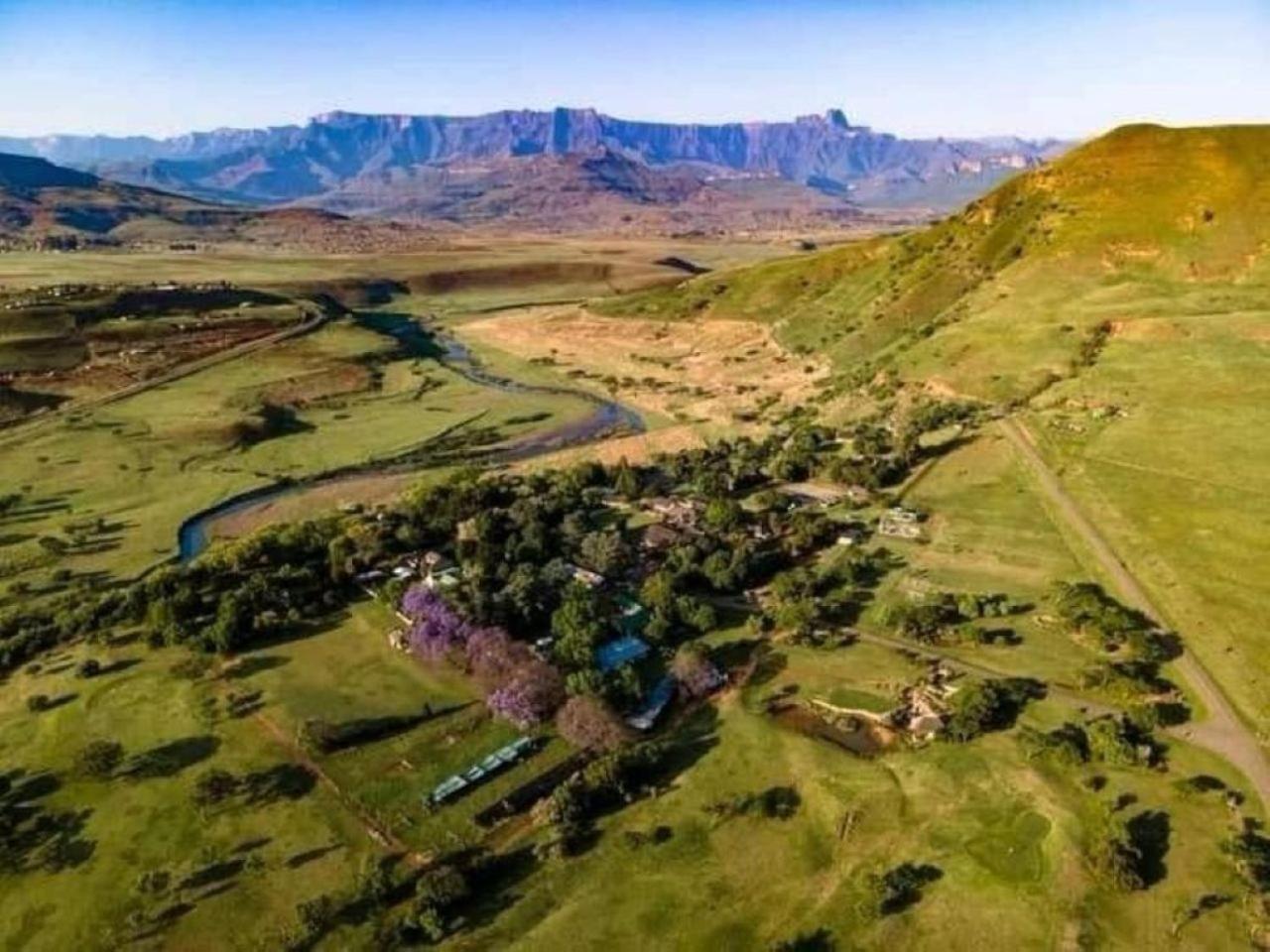 Hlalanathi Drakensberg Resort Bergville Buitenkant foto