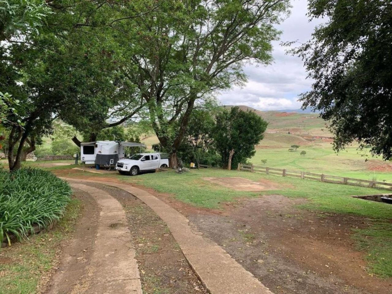 Hlalanathi Drakensberg Resort Bergville Buitenkant foto