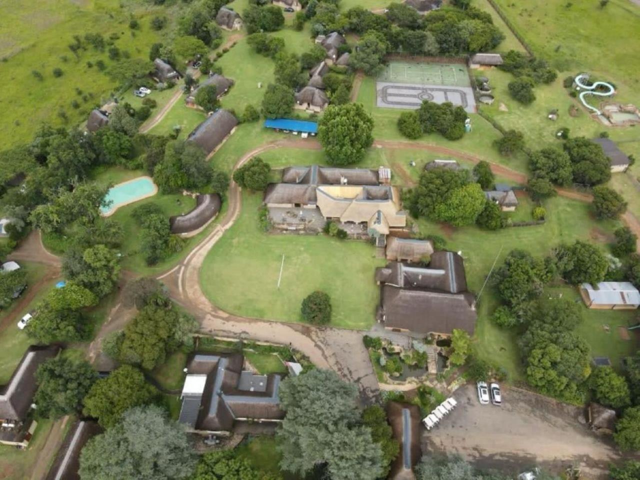 Hlalanathi Drakensberg Resort Bergville Buitenkant foto